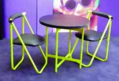 包折叠椅子和桌子